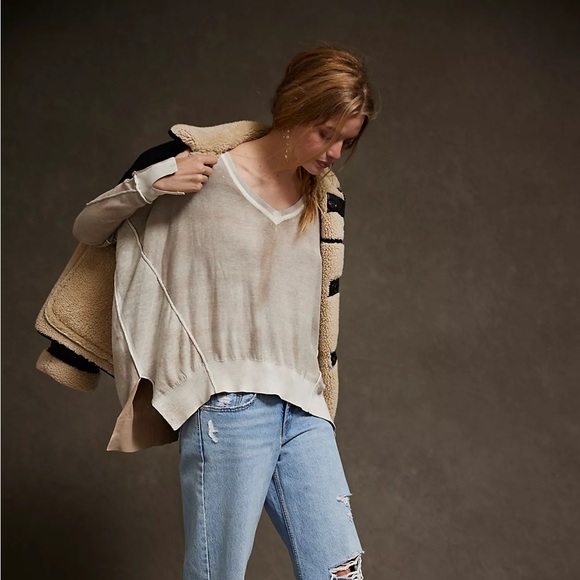 NEW! Free People We The Free Gibson V-Neck Pullover NWT - Picture 2 of 11